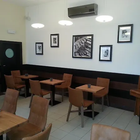 博纳赛瓦酒店 3* 布拉格