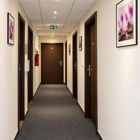 Bona Serva Otel 3*