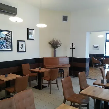 博纳赛瓦酒店 酒店